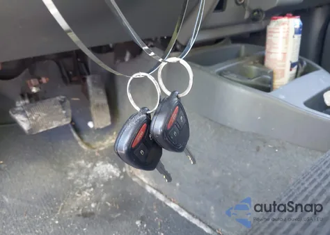 2006 Mitsubishi Raider Ls z USA, uszkodzony, nr VIN 1Z7HT28K96S567952